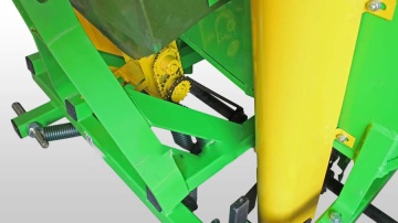 Картофелесажалка Bomet | Бомет S-239/1 с бачком для удобрений (70-75 см)